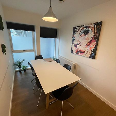 Modern Central Apt With Rooftop, Privat Balcony, & Free Parking,Next To Aarhus Attractions Eksteriør bilde