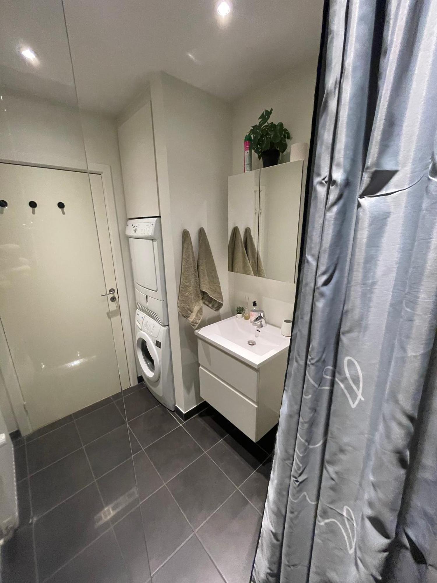 Modern Central Apt With Rooftop, Privat Balcony, & Free Parking,Next To Aarhus Attractions Eksteriør bilde